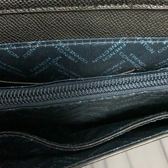 French connection - Picture 3 of 5